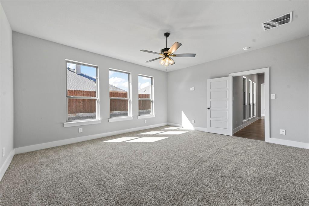 633 Mooney Drive Property Photo 28