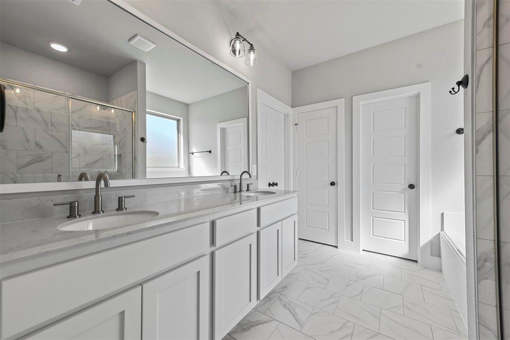 633 Mooney Drive Property Photo 30