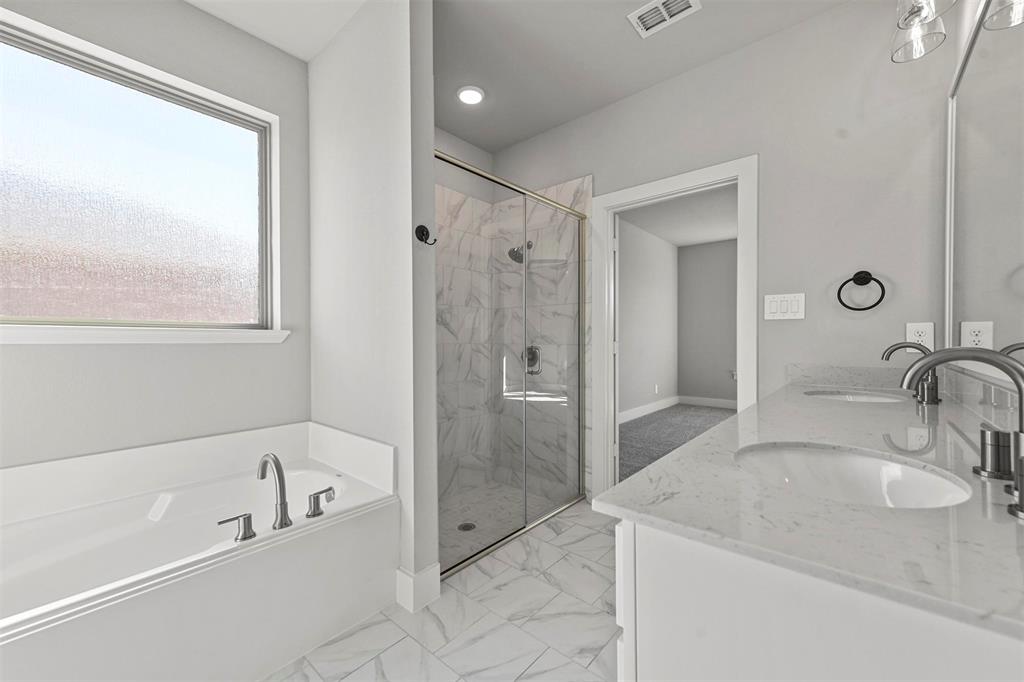 633 Mooney Drive Property Photo 31