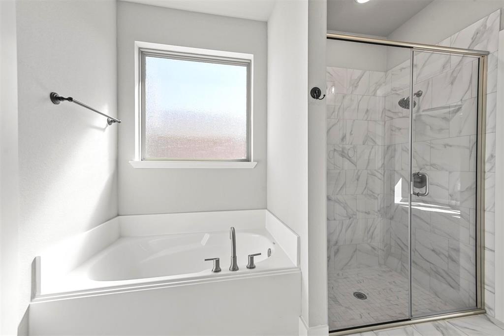 633 Mooney Drive Property Photo 32