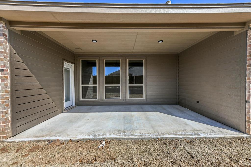 633 Mooney Drive Property Photo 37
