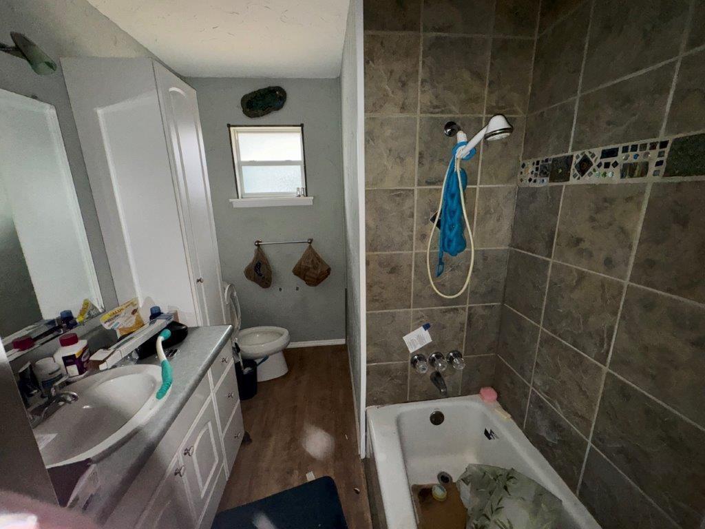 305 Dickey Drive Property Photo 14