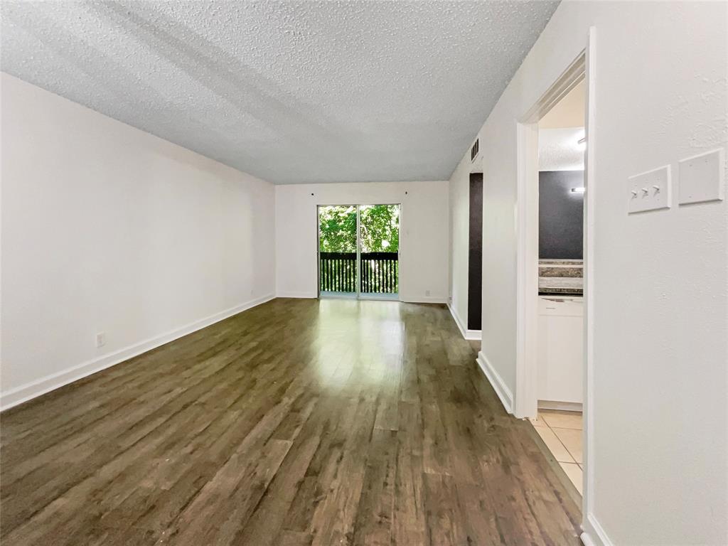 4851 Cedar Springs Road 281 Property Photo 4