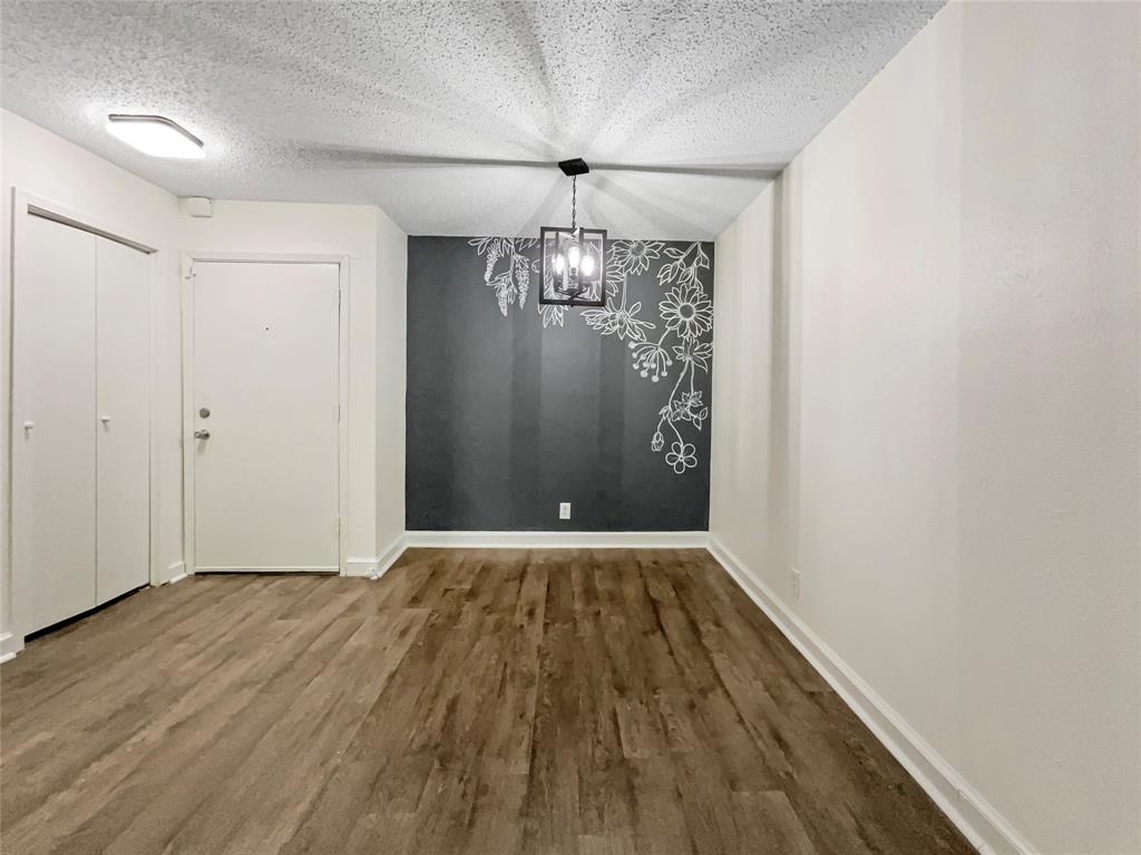 4851 Cedar Springs Road 281 Property Photo 8