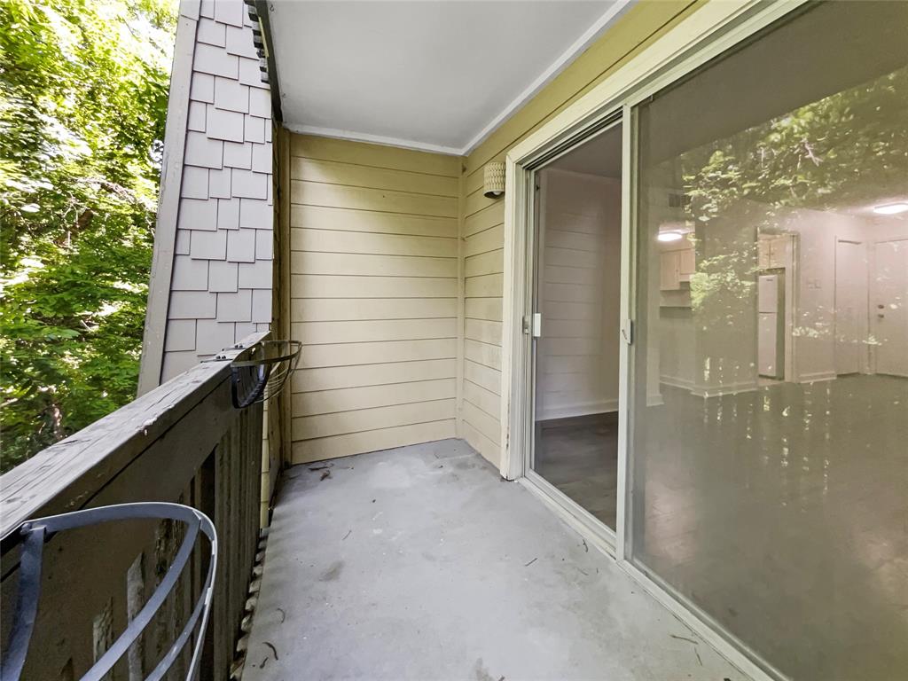 4851 Cedar Springs Road 281 Property Photo 12