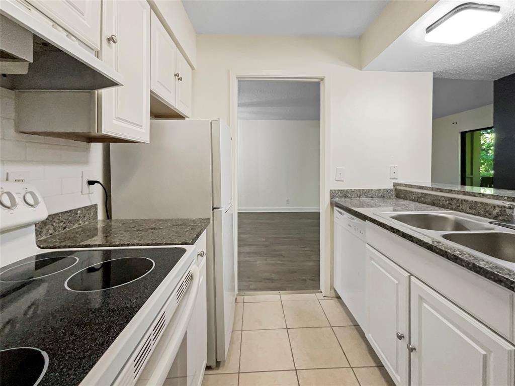 4851 Cedar Springs Road 281 Property Photo 18