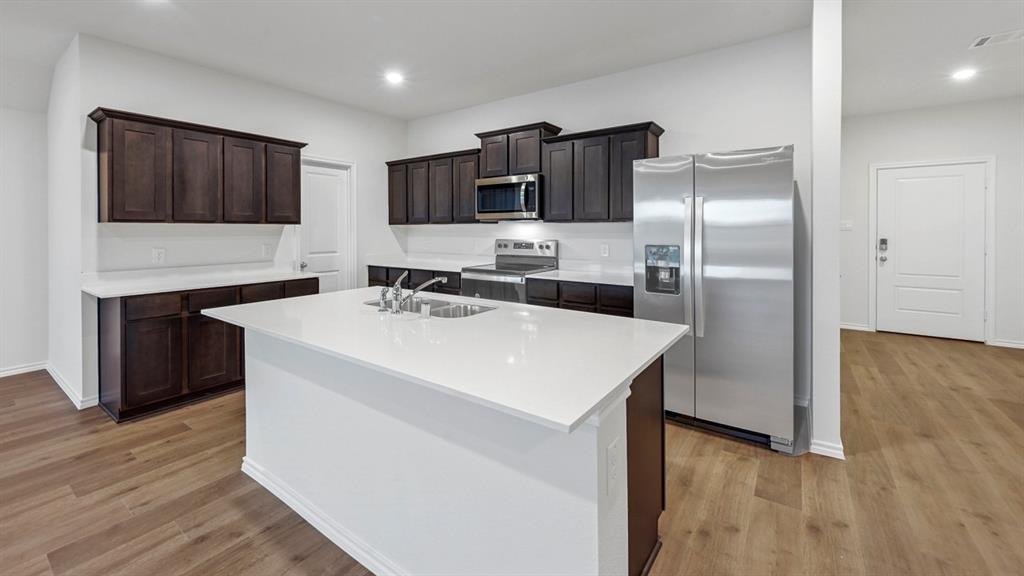 221 Ashbrook Drive Property Photo 3