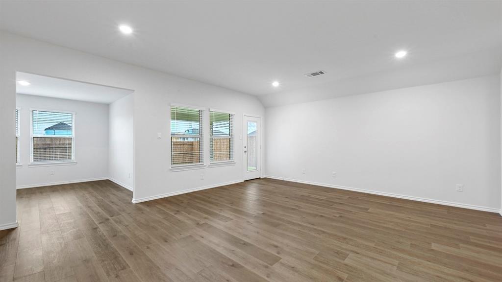 221 Ashbrook Drive Property Photo 13
