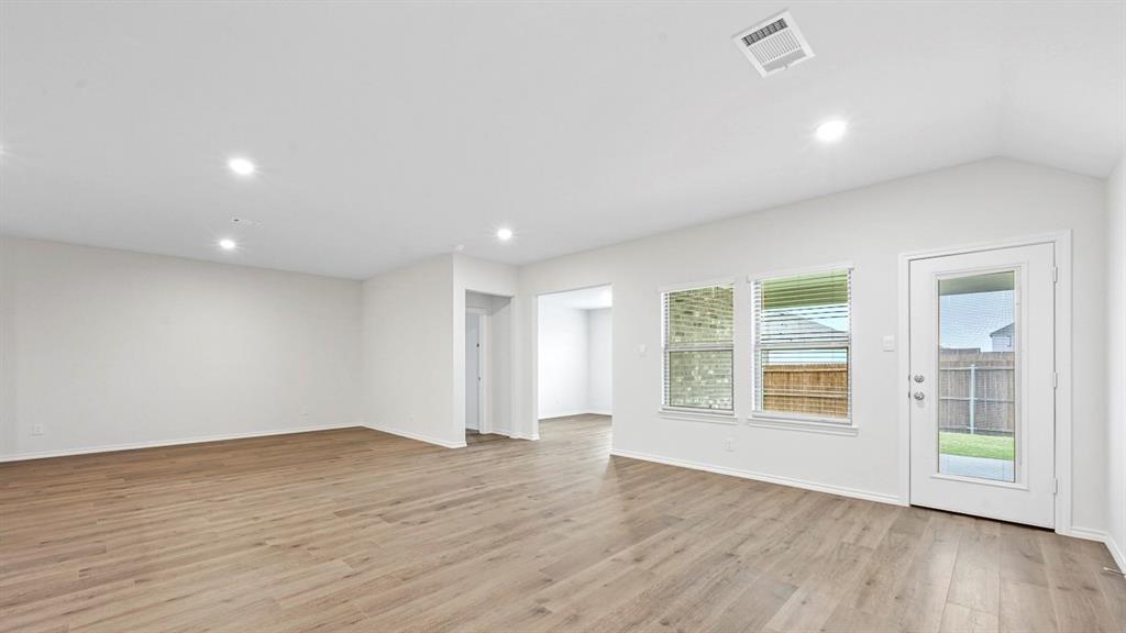 221 Ashbrook Drive Property Photo 14