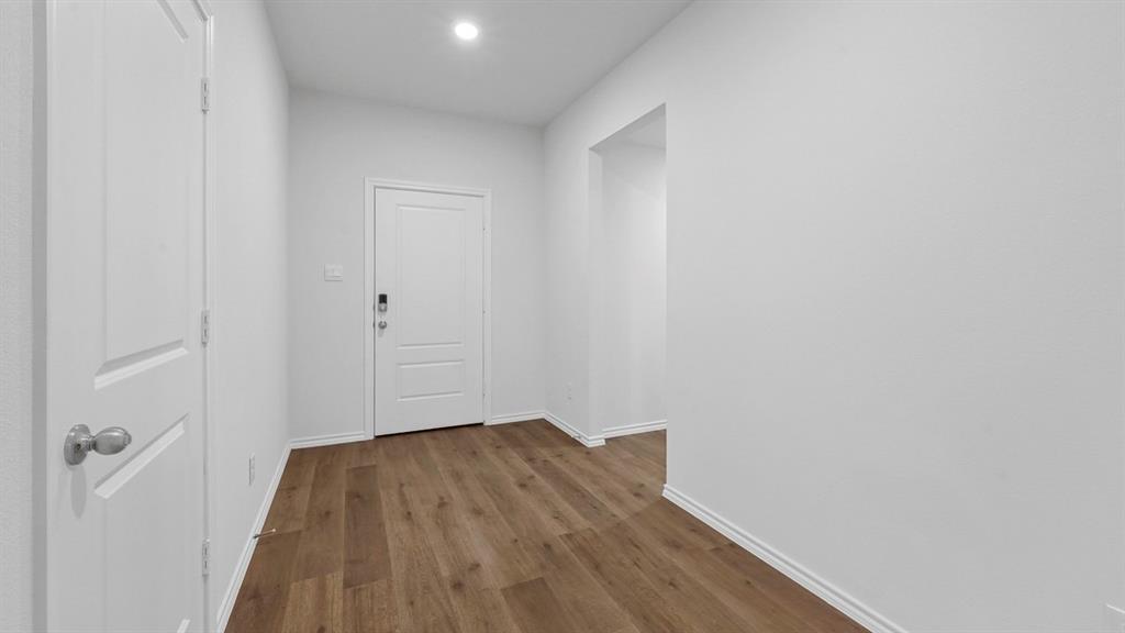 221 Ashbrook Drive Property Photo 16