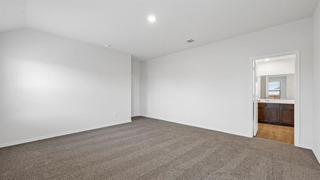 221 Ashbrook Drive Property Photo 17