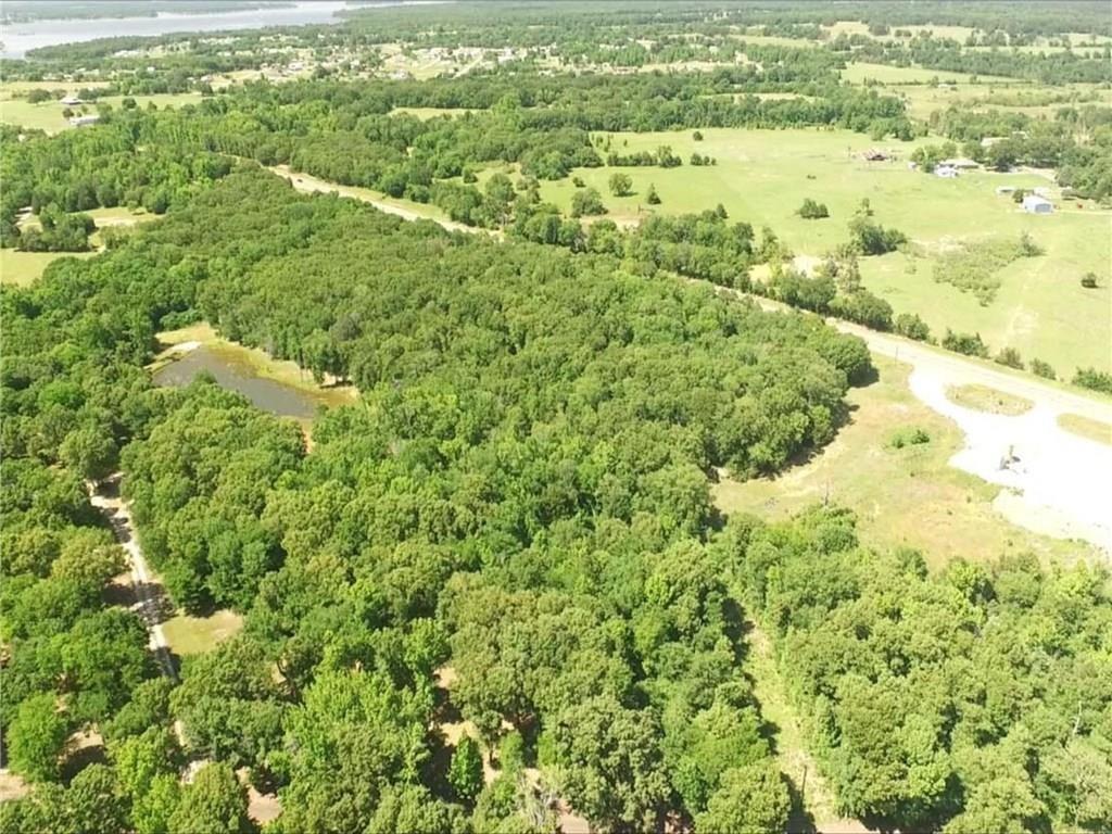 300 County Road 1170 Property Photo 27