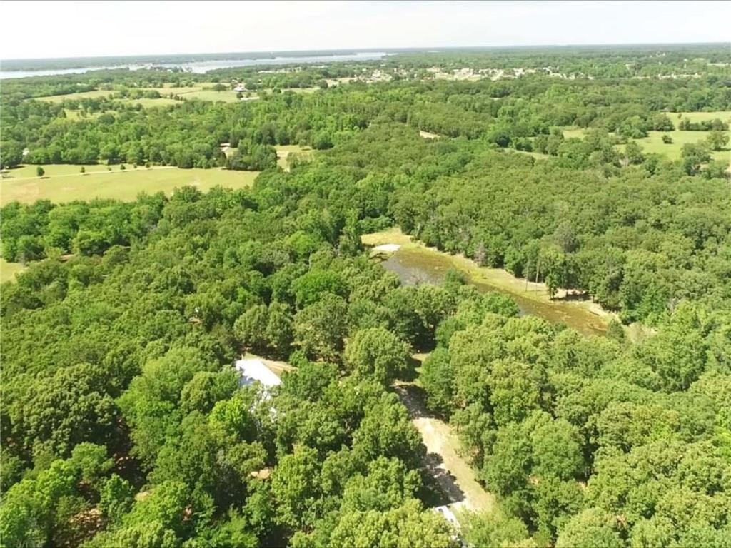 300 County Road 1170 Property Photo 31