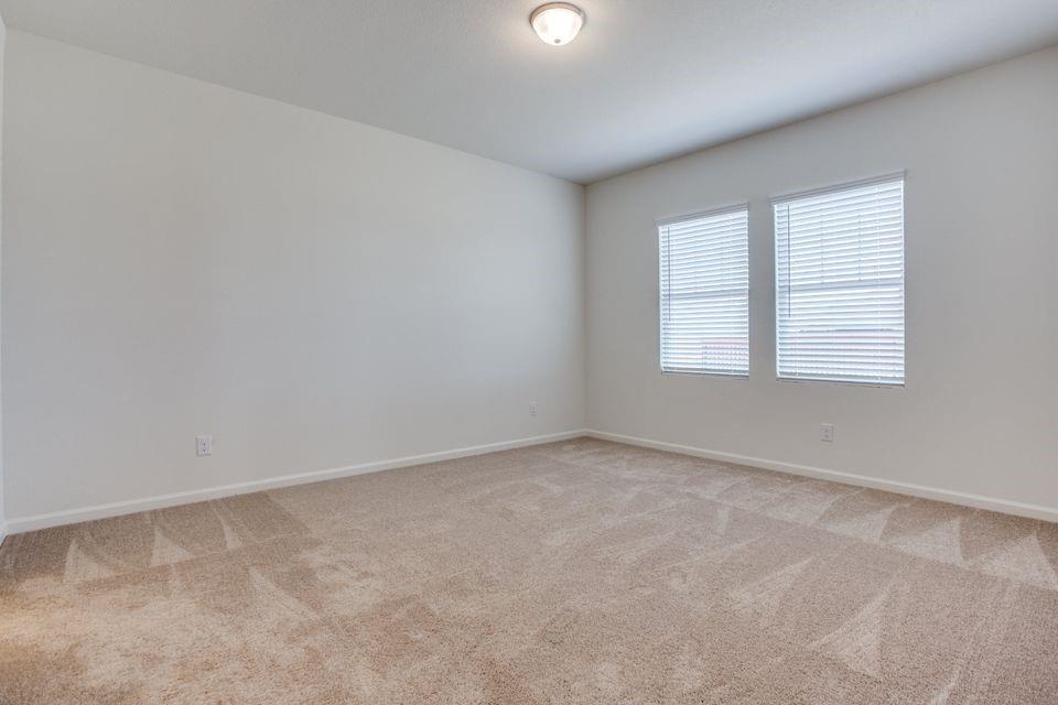 1815 Wolf Run Property Photo 9