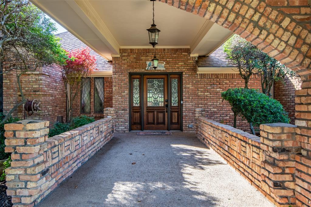 139 Golden Rd. Property Photo 3