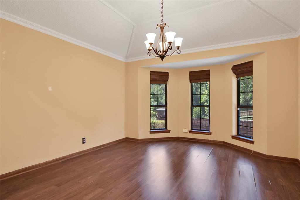 139 Golden Rd. Property Photo 11