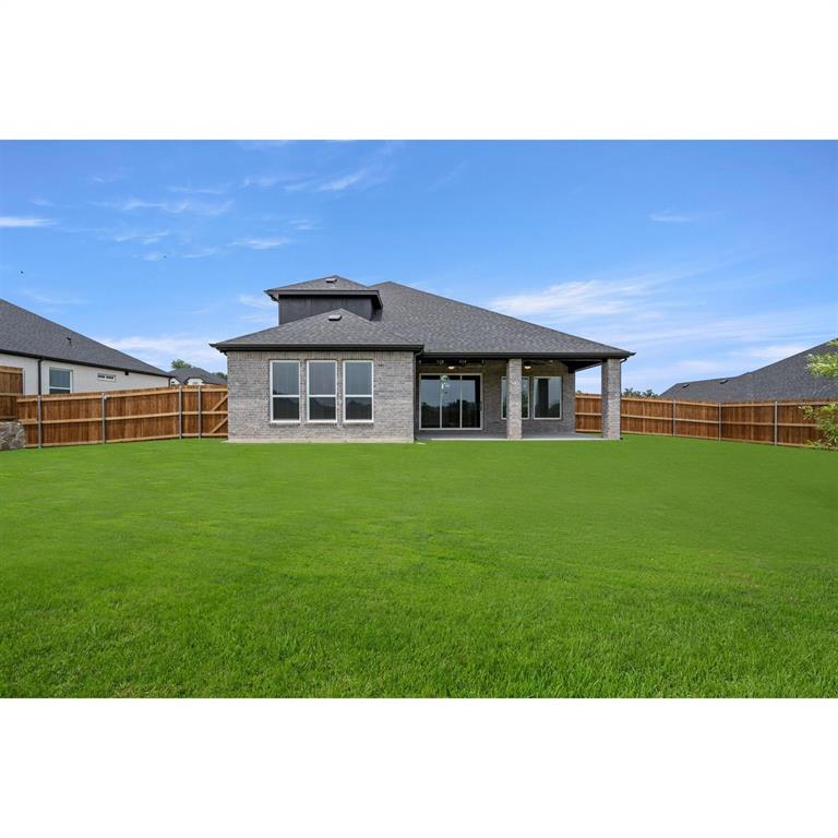 1128 Willow Lake Drive Property Photo 35