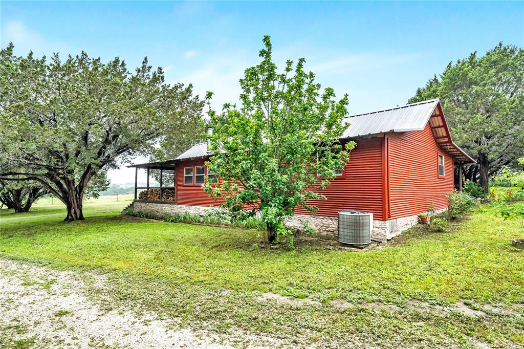 8600 S Highway 281 Highway Property Photo 5