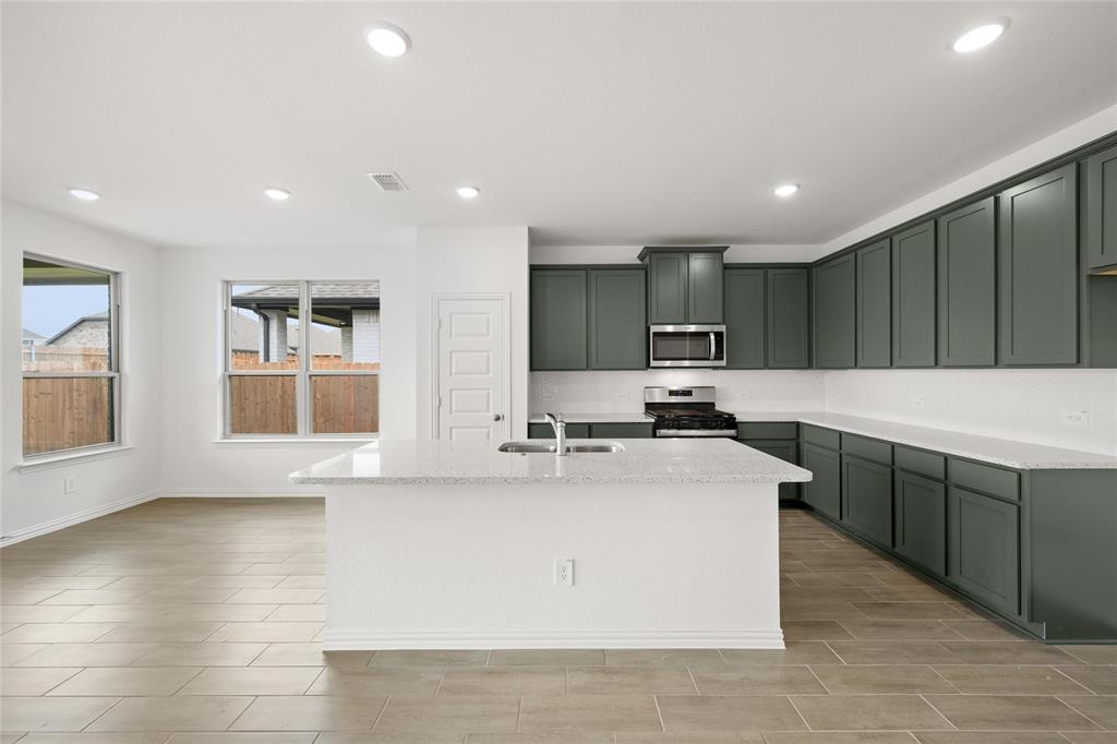 1344 Ackerman Street Property Photo 5