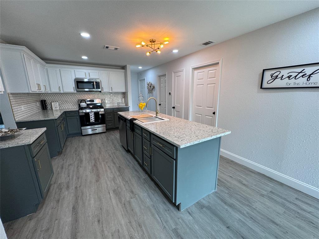 3217 Sappington Place Property Photo 8