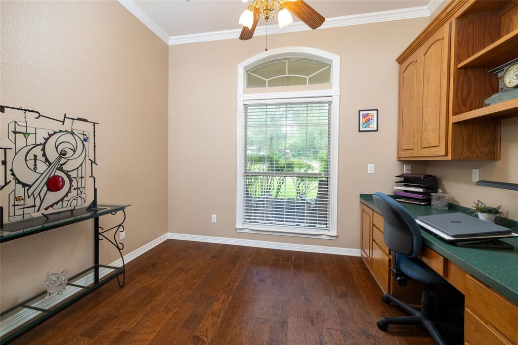 202 Hastings Drive Property Photo 9