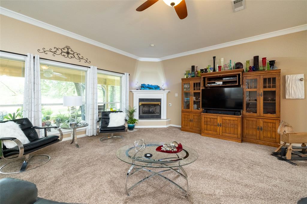 202 Hastings Drive Property Photo 11
