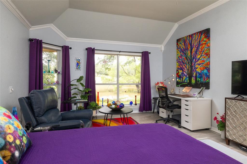 202 Hastings Drive Property Photo 23
