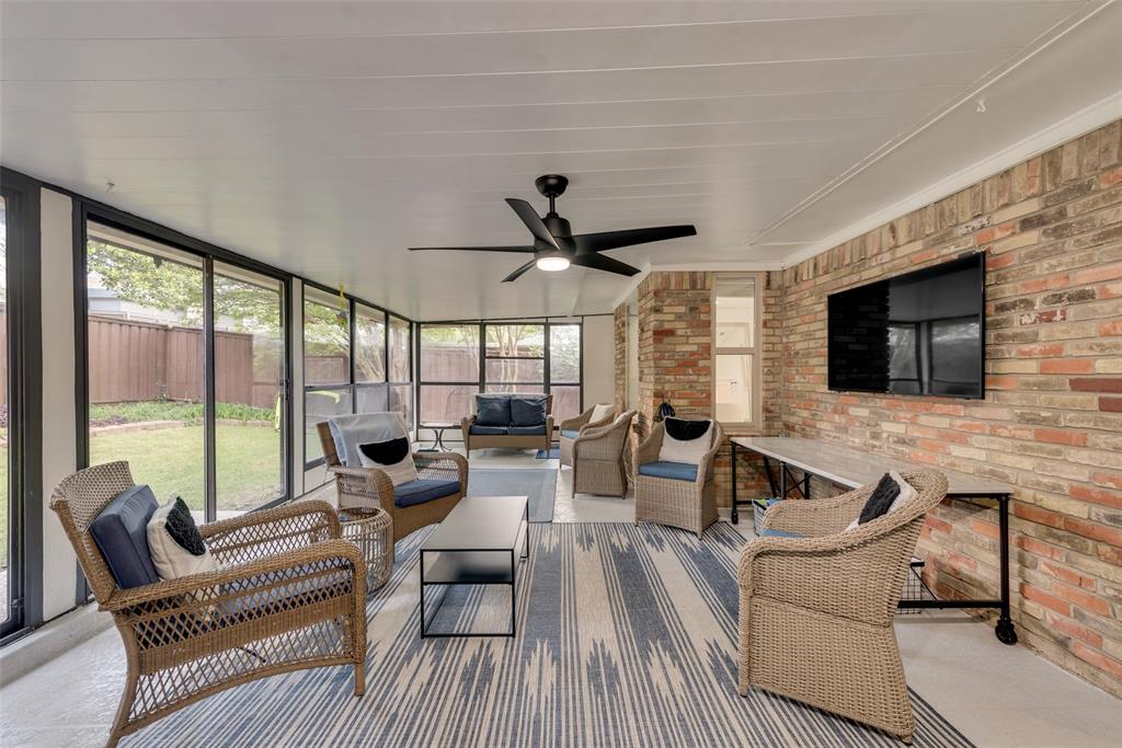 9212 Coral Cove Drive Property Photo 21