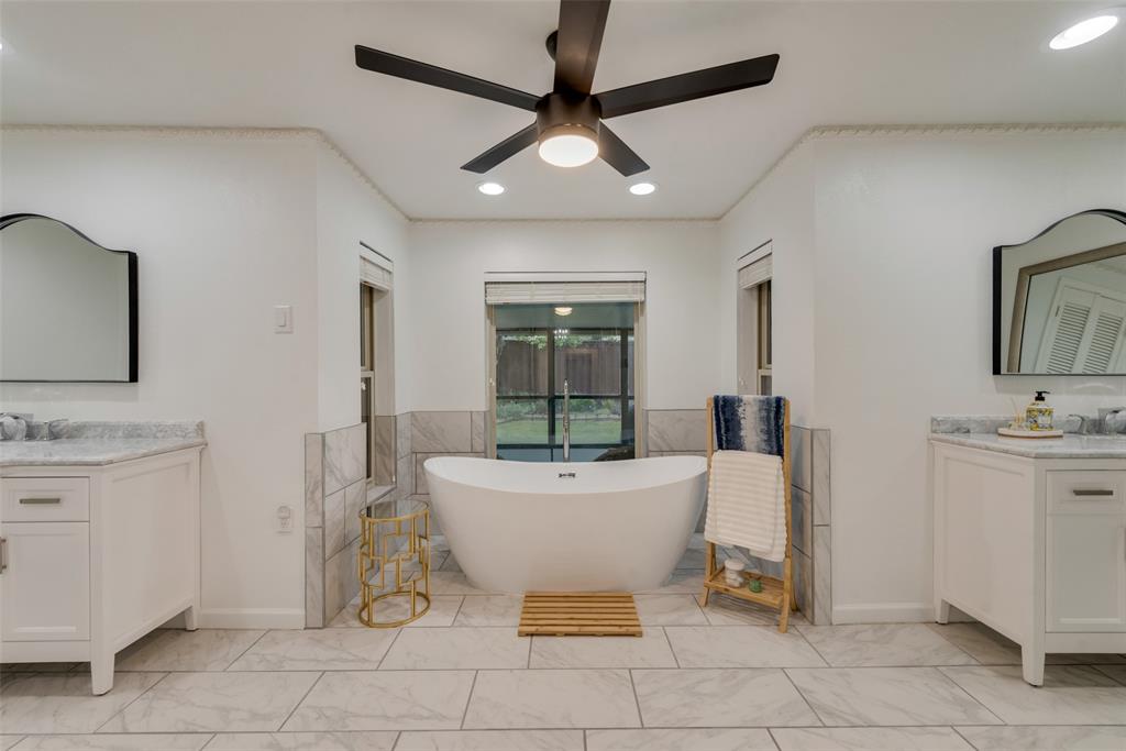 9212 Coral Cove Drive Property Photo 30
