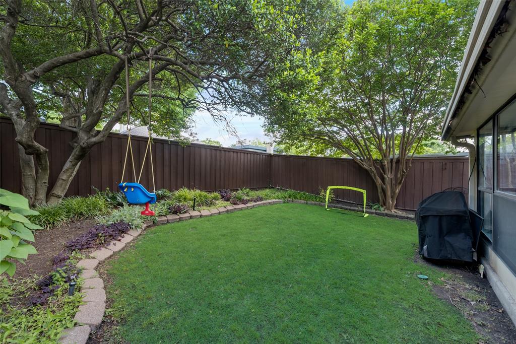 9212 Coral Cove Drive Property Photo 32