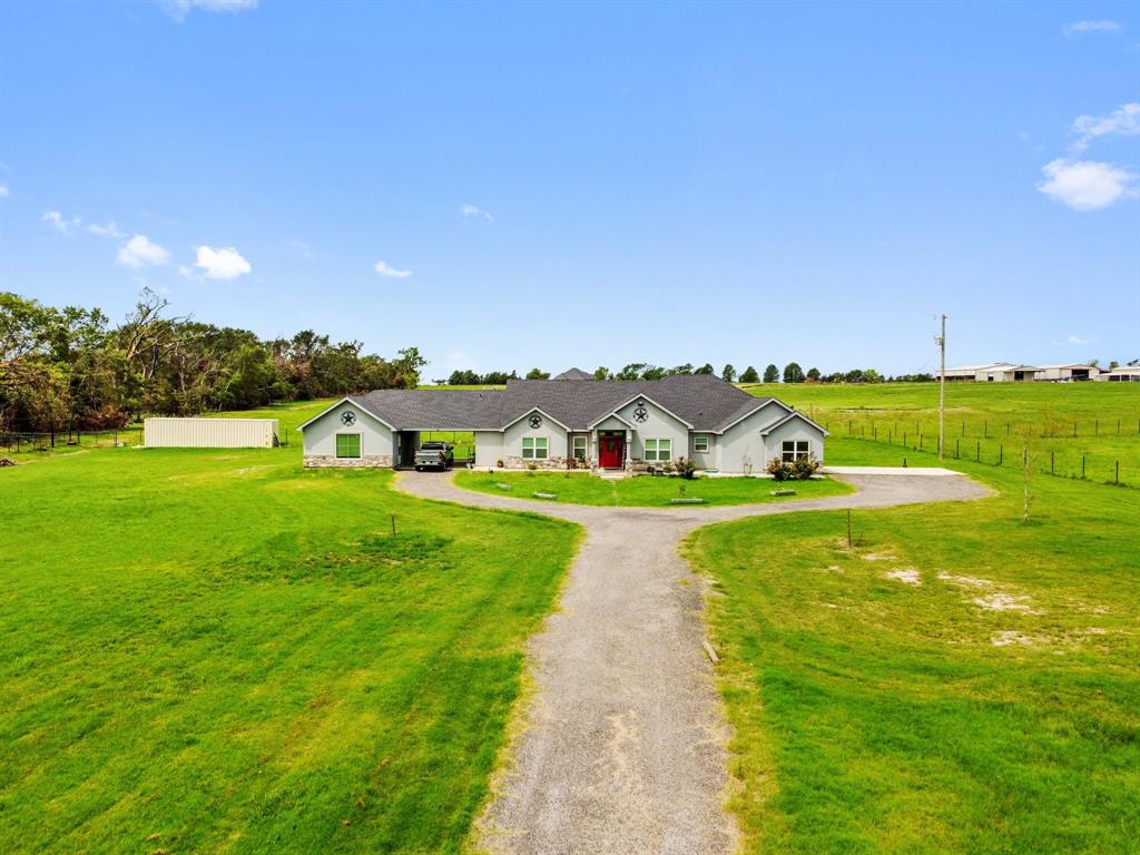 12153 Fm 429 Property Photo 1