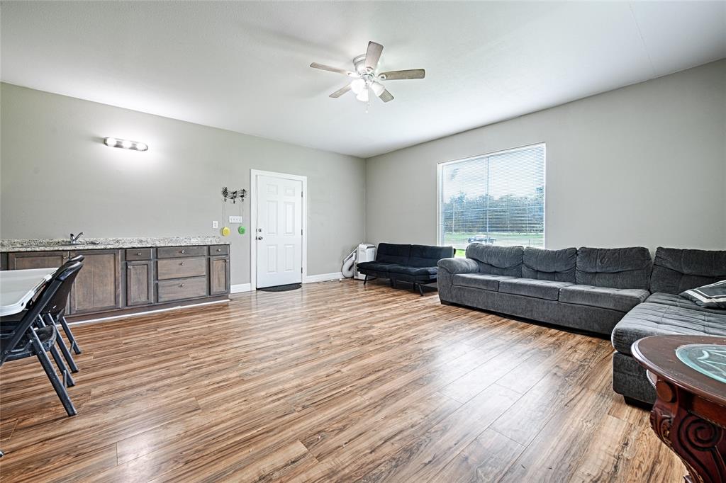 12153 Fm 429 Property Photo 36
