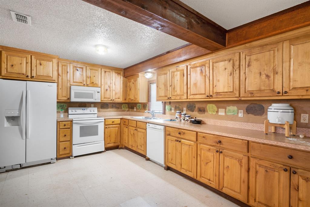 5939 Fm 52 Property Photo 32