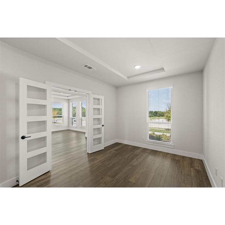 1609 Whisperwood Way Property Photo 7