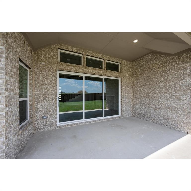 1609 Whisperwood Way Property Photo 9