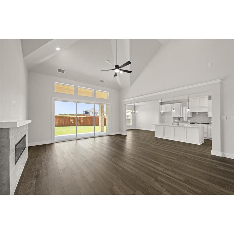 1609 Whisperwood Way Property Photo 11