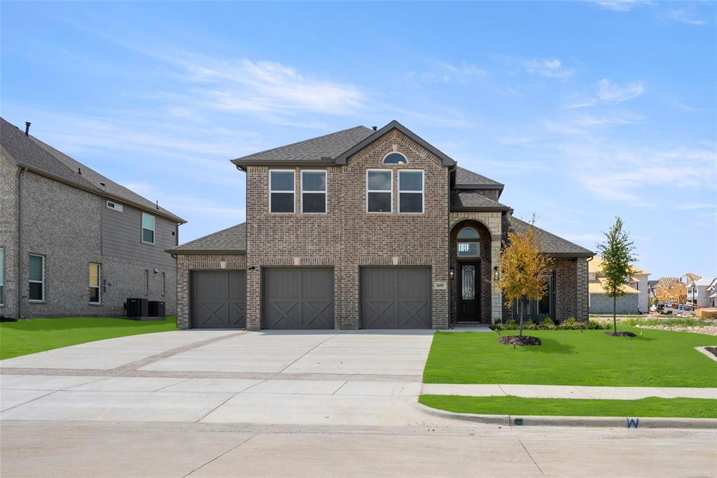 1605 Whisperwood Way Property Photo 1