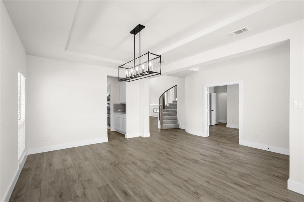 1818 River Hills Court Property Photo 6