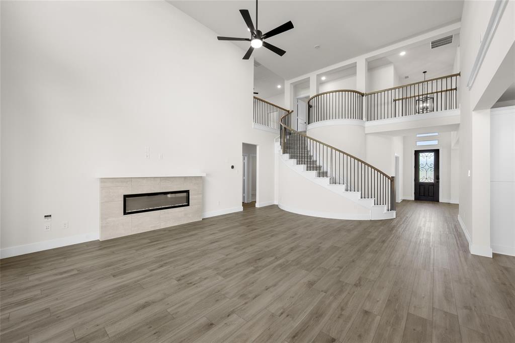 1818 River Hills Court Property Photo 8