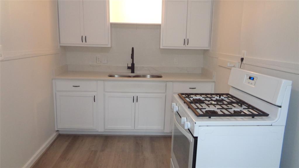 127 W Avenue A 127 Property Photo 4