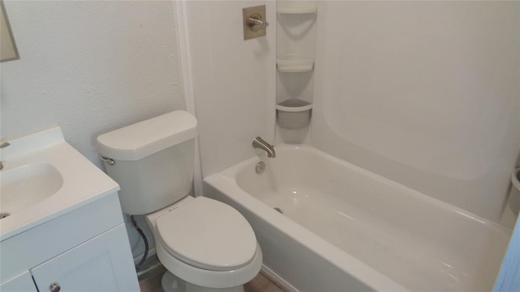 127 W Avenue A 127 Property Photo 9