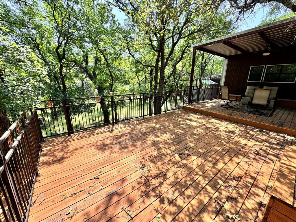 848 Oak Point Drive Property Photo 1