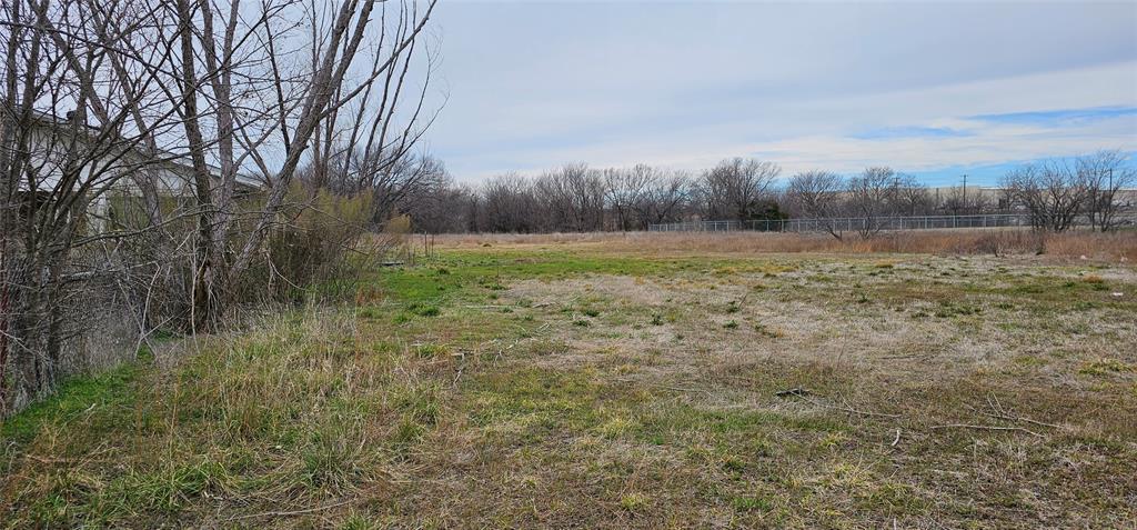 1401 N Masch Branch Road Property Photo 4