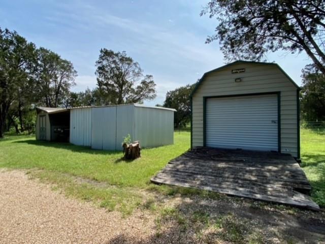 1415 County Road 4145 Property Photo 4
