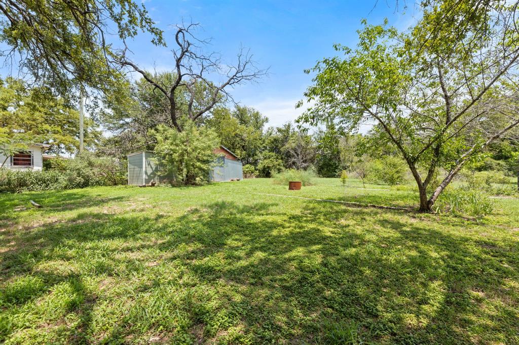 103 Private Road 228 Property Photo 13