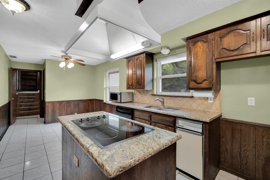 1306 Lariat Circle Property Photo 7