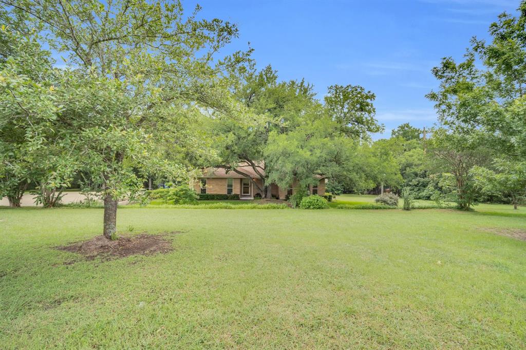 1306 Lariat Circle Property Photo 12