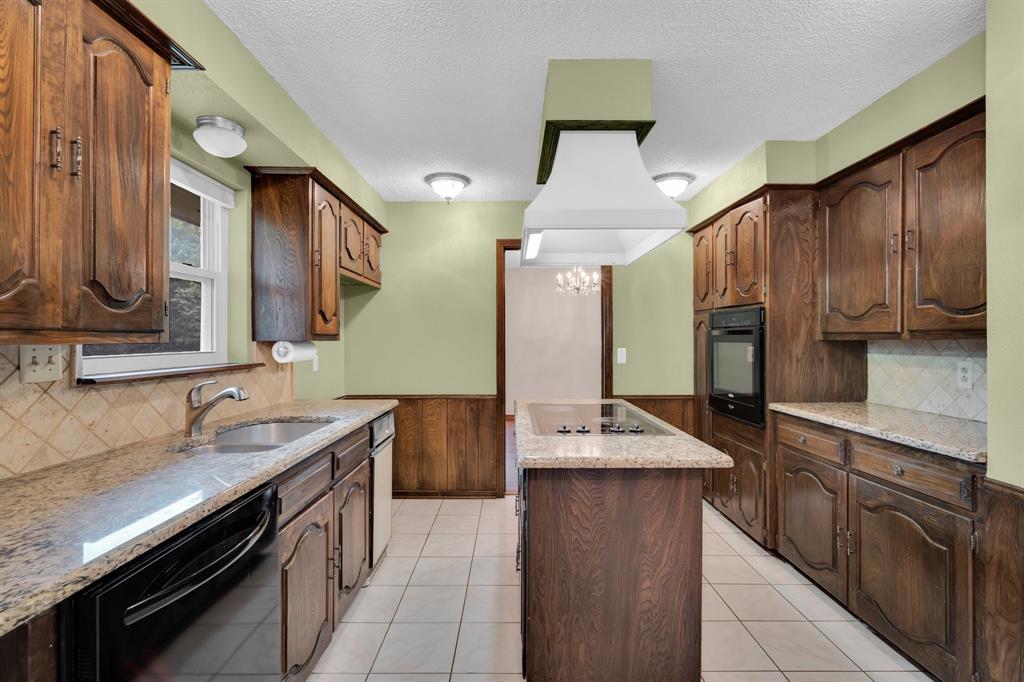 1306 Lariat Circle Property Photo 16