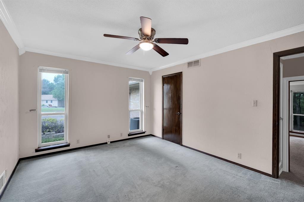 1306 Lariat Circle Property Photo 21