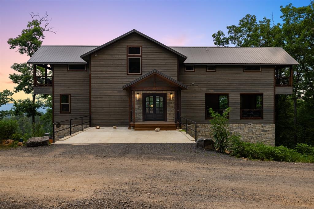 579 Moonshiner Springs Trail Property Photo 4